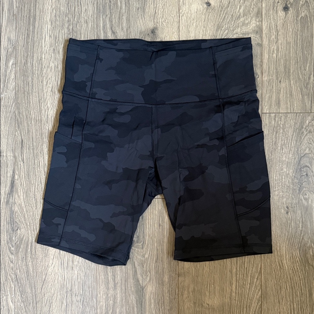 Lululemon Athletica Black Camo Bike Shorts